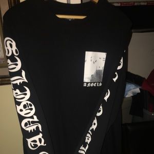 La Forever XXl longsleeve.